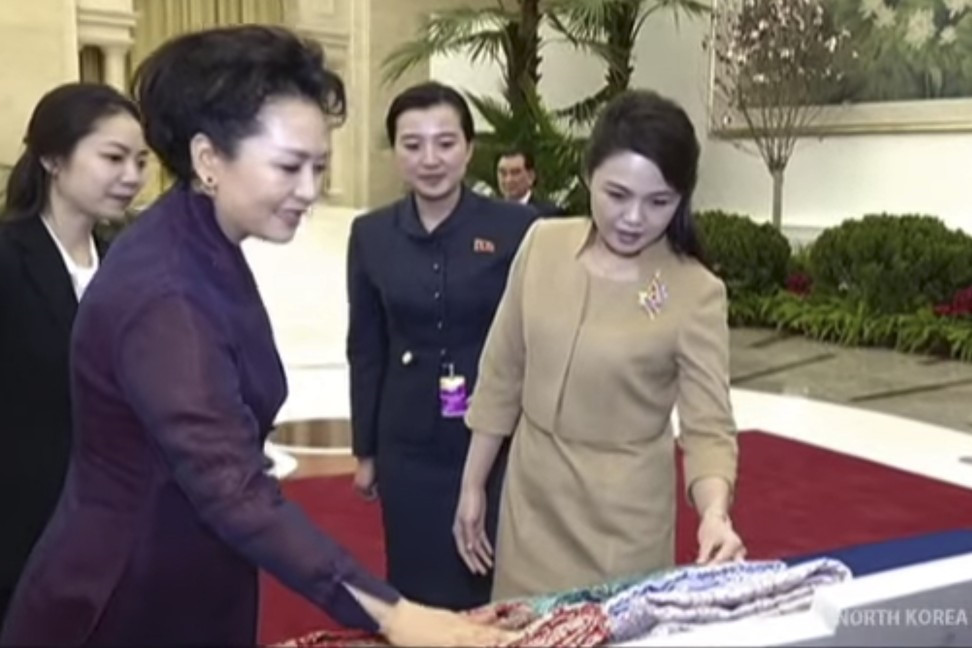 Hình ảnh hiếm hoi về chuyến đi Trung Quốc của ông Kim Jong Un